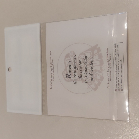 3" Embroidered Patch 'Raven' Indigenous Design - Picture 2 of 3